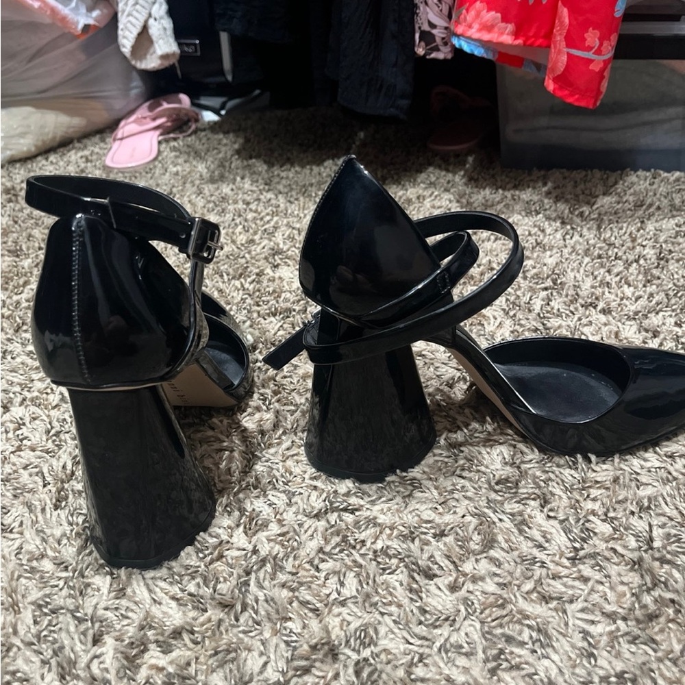 Gianni Bini Black Patent Heels - Picture 3 of 4